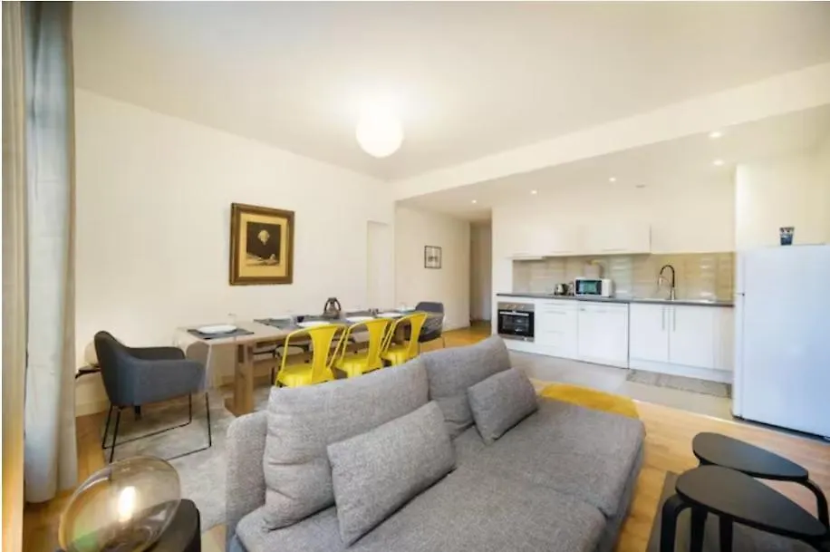 Magnifique Appartement T4 90 M2 Tres Bien Situe 2 Min Vieux Port Et Gare St Charles Marseille 0*,  France